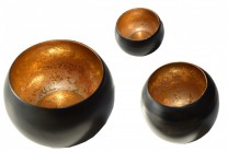 Lykta Gullsby Svart/Guld 3-pack. Metall lyktor med måtten 12 cm, 10 cm och 7.5 cm.